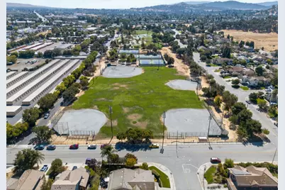 17490 Blue Jay Dr, Morgan Hill, CA 95037 - Photo 55