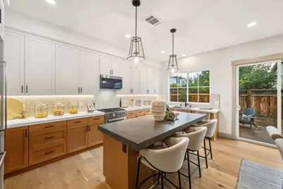 4913 Vivi Pl, San Jose, CA 95124 - Photo 9