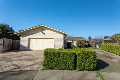 1654 Minnesota St, Fairfield, CA 94533 - Photo 1