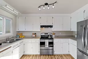 404 Monterey Ave, Capitola, CA 95010 - Photo 27