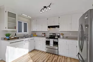 404 Monterey Ave, Capitola, CA 95010 - Photo 25