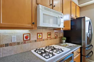 164 Montelena Ct, Mountain View, CA 94040 - Photo 13