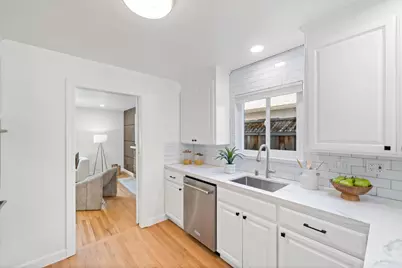 12 Country Ln, Redwood City, CA 94061 - Photo 17