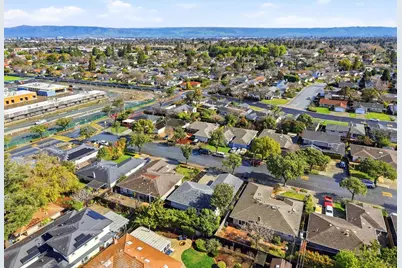 1523 Lochinvar Ave, Sunnyvale, CA 94087 - Photo 41