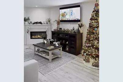 377 Mandarin Dr 201, Daly City, CA 94015 - Photo 1