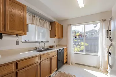 11 Fresa Pl, Salinas, CA 93905 - Photo 13