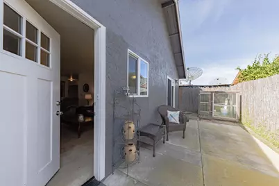 11 Fresa Pl, Salinas, CA 93905 - Photo 7