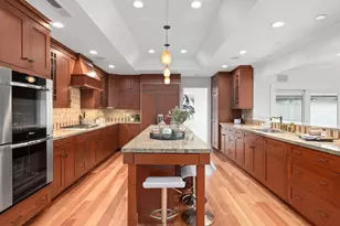 1360 Parrott Dr, San Mateo, CA 94402 - Photo 7