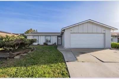 18594 Northridge Dr, Salinas, CA 93906 - Photo 1