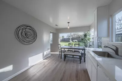 18594 Northridge Dr, Salinas, CA 93906 - Photo 11