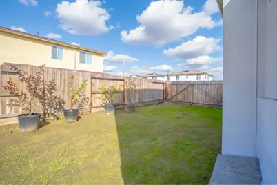 341 Manchester Dr, Los Banos, CA 93635 - Photo 37