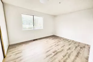 25164 Copa Del Oro Dr Dr 104, Hayward, CA 94545 - Photo 17