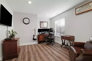 7945 Caledonia Dr, San Jose, CA 95135 - Photo 19