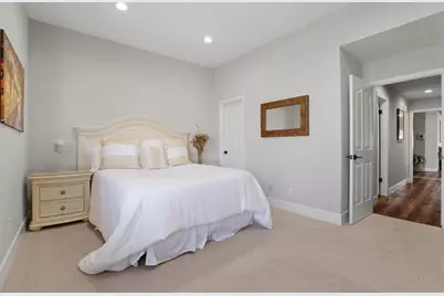 7945 Caledonia Dr, San Jose, CA 95135 - Photo 27
