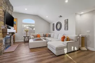 7945 Caledonia Dr, San Jose, CA 95135 - Photo 11
