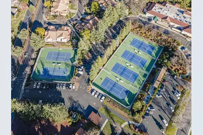 7945 Caledonia Dr, San Jose, CA 95135 - Photo 43