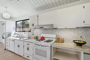 721 Stendhal Ln, Cupertino, CA 95014 - Photo 19