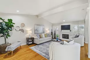 7351 Via Laguna, San Jose, CA 95135 - Photo 5