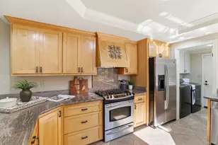 7351 Via Laguna, San Jose, CA 95135 - Photo 17