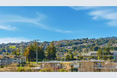 88 S Broadway 1302, Millbrae, CA 94030 - Photo 23