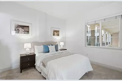 88 S Broadway 1302, Millbrae, CA 94030 - Photo 17