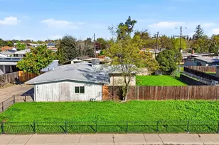 203 W Pearl Ave, Stockton, CA 95207 - Photo 53