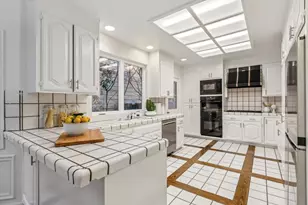 2900 Hillside Dr, Burlingame, CA 94010 - Photo 35