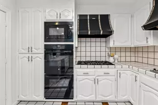 2900 Hillside Dr, Burlingame, CA 94010 - Photo 39