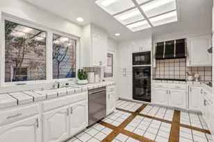 2900 Hillside Dr, Burlingame, CA 94010 - Photo 37