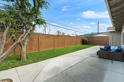 258 Howes Dr, Los Gatos, CA 95032 - Photo 19