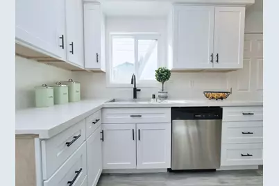 10273 Agnes Cir, Rancho Cordova, CA 95670 - Photo 5