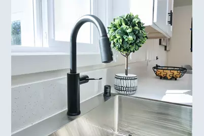 10273 Agnes Cir, Rancho Cordova, CA 95670 - Photo 7