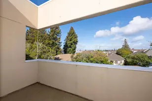 30 Lorton Ave 302, Burlingame, CA 94010 - Photo 17