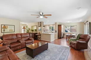 19033 Beatrice Dr, Salinas, CA 93907 - Photo 9