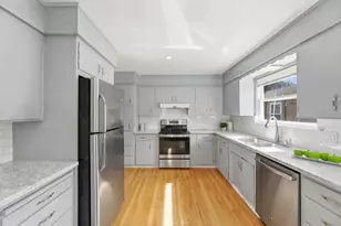 181 Cleaves Ave, San Jose, CA 95126 - Photo 9