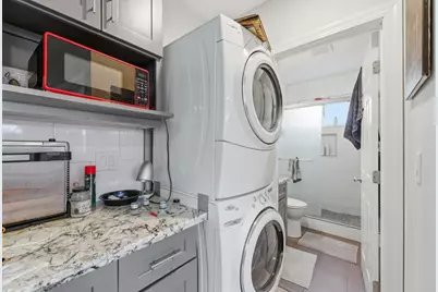 181 Cleaves Ave, San Jose, CA 95126 - Photo 21