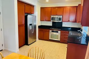 1016 Sallie Ln, Tracy, CA 95376 - Photo 7