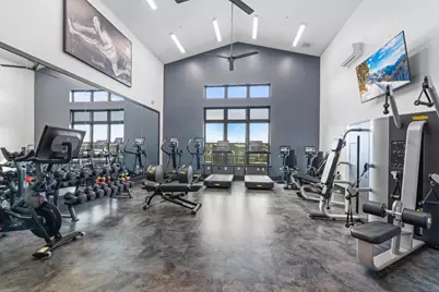 2112 Red Oak Dr, Hollister, CA 95023 - Photo 9