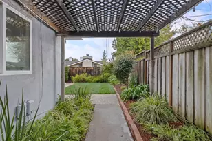 1668 Lachine Dr, Sunnyvale, CA 94087 - Photo 13