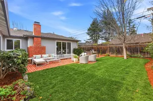 1717 Peartree Ln, Mountain View, CA 94040 - Photo 31