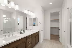 2109 White Oak Dr, Hollister, CA 95023 - Photo 7