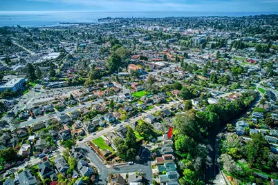 11 Berkeley Ct, Santa Cruz, CA 95062 - Photo 39