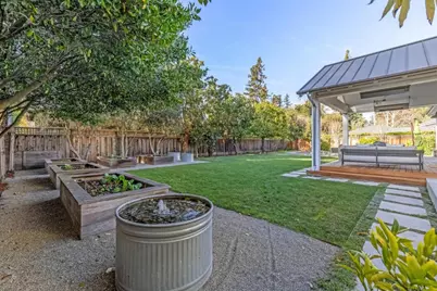 1806 Doris Dr, Menlo Park, CA 94025 - Photo 49