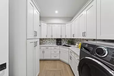 1743 Santa Barbara Dr, San Jose, CA 95125 - Photo 13