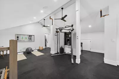 1743 Santa Barbara Dr, San Jose, CA 95125 - Photo 33