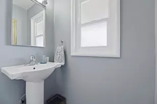 2501 Bailey Ave, San Jose, CA 95128 - Photo 19