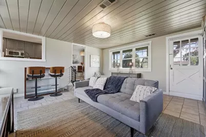 2501 Bailey Ave, San Jose, CA 95128 - Photo 13