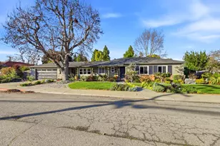 2501 Bailey Ave, San Jose, CA 95128 - Photo 3