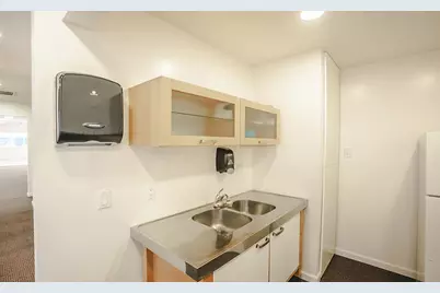 821 W El Camio Real, Mountain View, CA 94040 - Photo 11