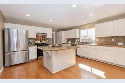 1740 Brentwood Ct, Hollister, CA 95023 - Photo 13